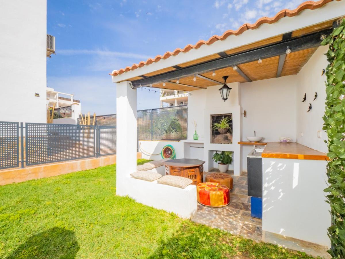 Cubo'S Hostal William'S Sunny 5 With Breakfast Torre de Benagalbon Esterno foto