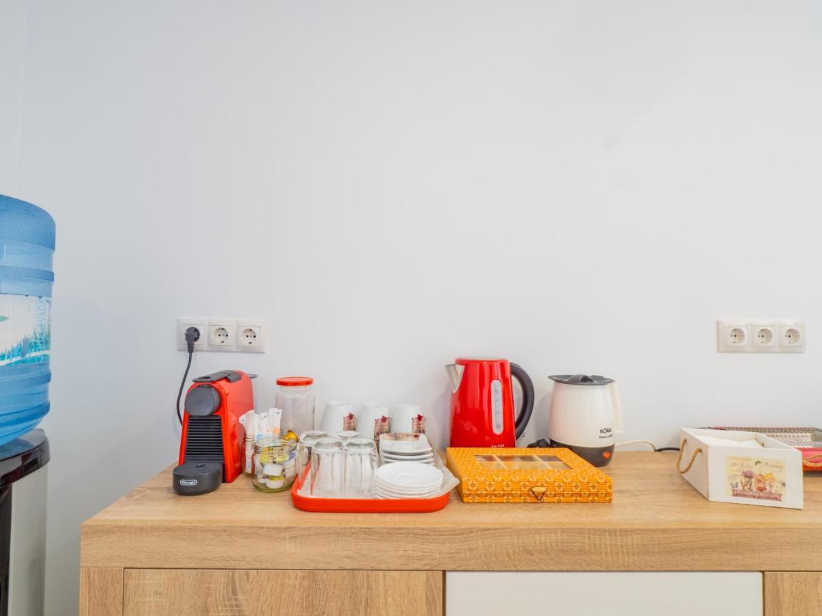 Cubo'S Hostal William'S Sunny 5 With Breakfast Torre de Benagalbon Esterno foto