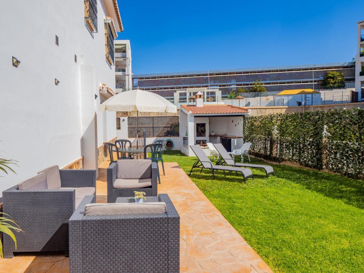 Cubo'S Hostal William'S Sunny 5 With Breakfast Torre de Benagalbon Esterno foto