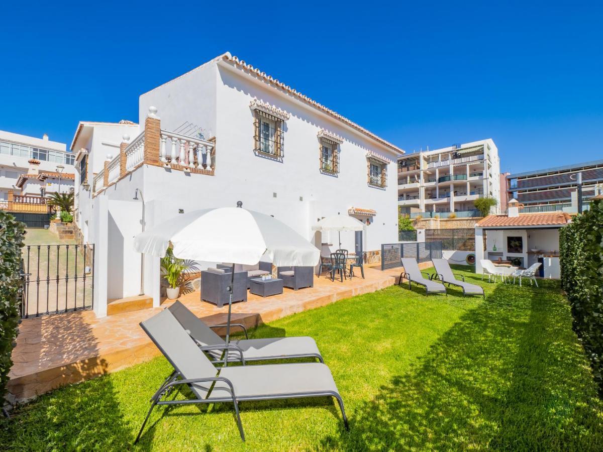 Cubo'S Hostal William'S Sunny 5 With Breakfast Torre de Benagalbon Esterno foto