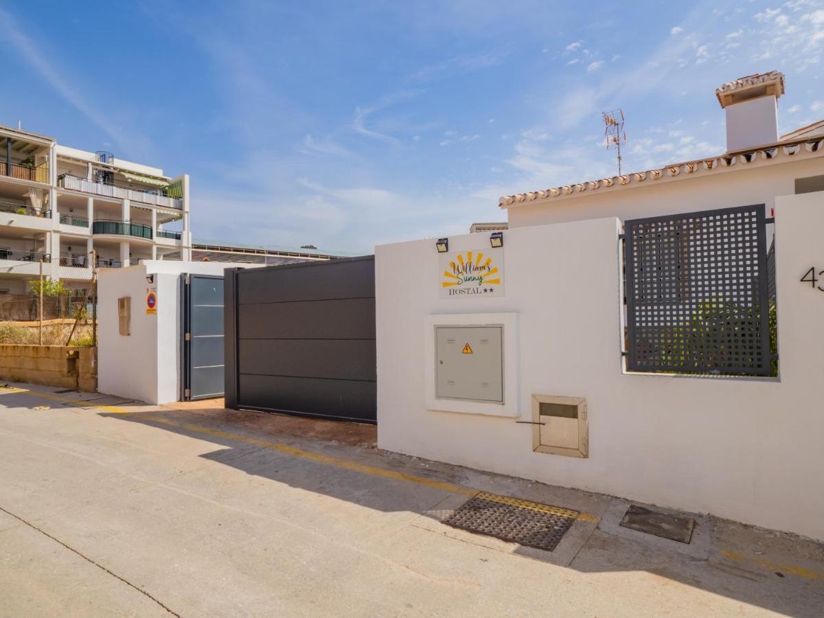 Cubo'S Hostal William'S Sunny 5 With Breakfast Torre de Benagalbon Esterno foto