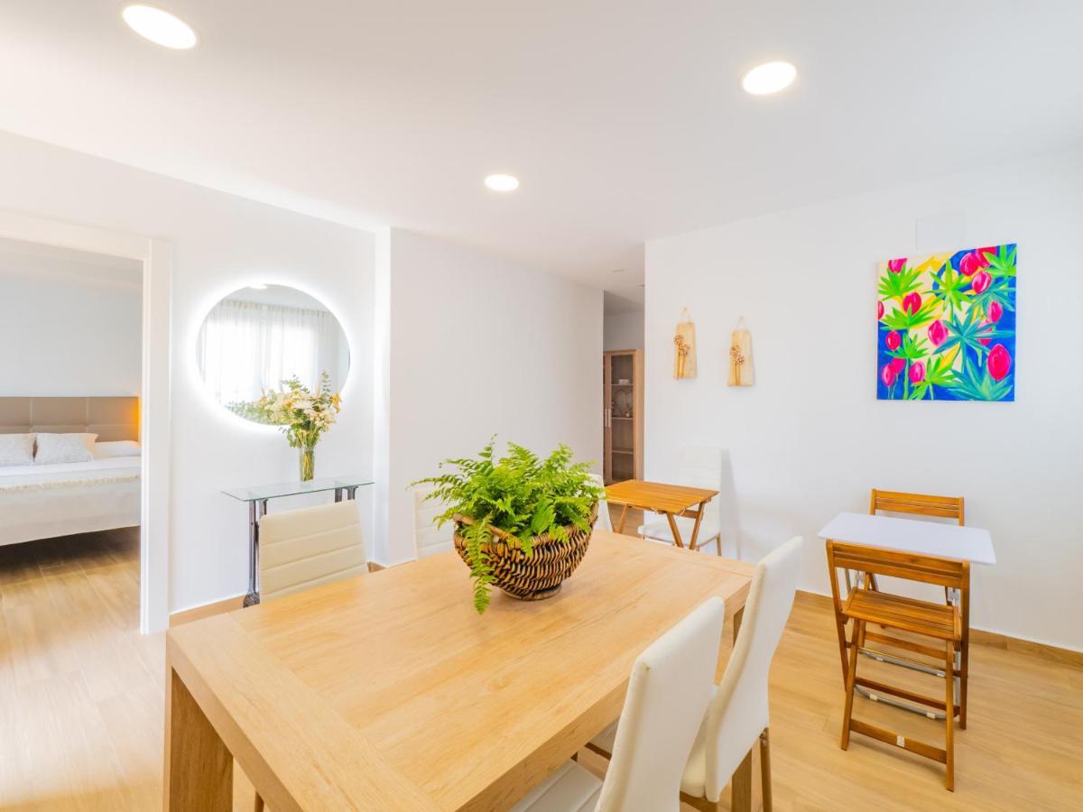 Cubo'S Hostal William'S Sunny 5 With Breakfast Torre de Benagalbon Esterno foto