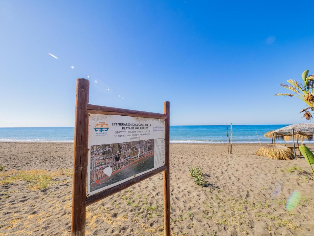 Cubo'S Hostal William'S Sunny 5 With Breakfast Torre de Benagalbon Esterno foto